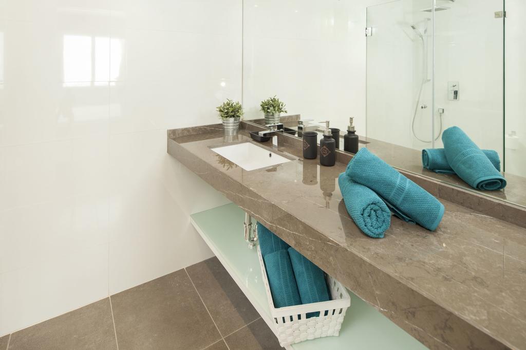 Апартаменты Inmalaga Granada 2 Экстерьер фото